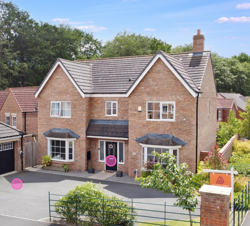 See More Outside: How Elevated 360° Views Show Buyers the Bigger Picture